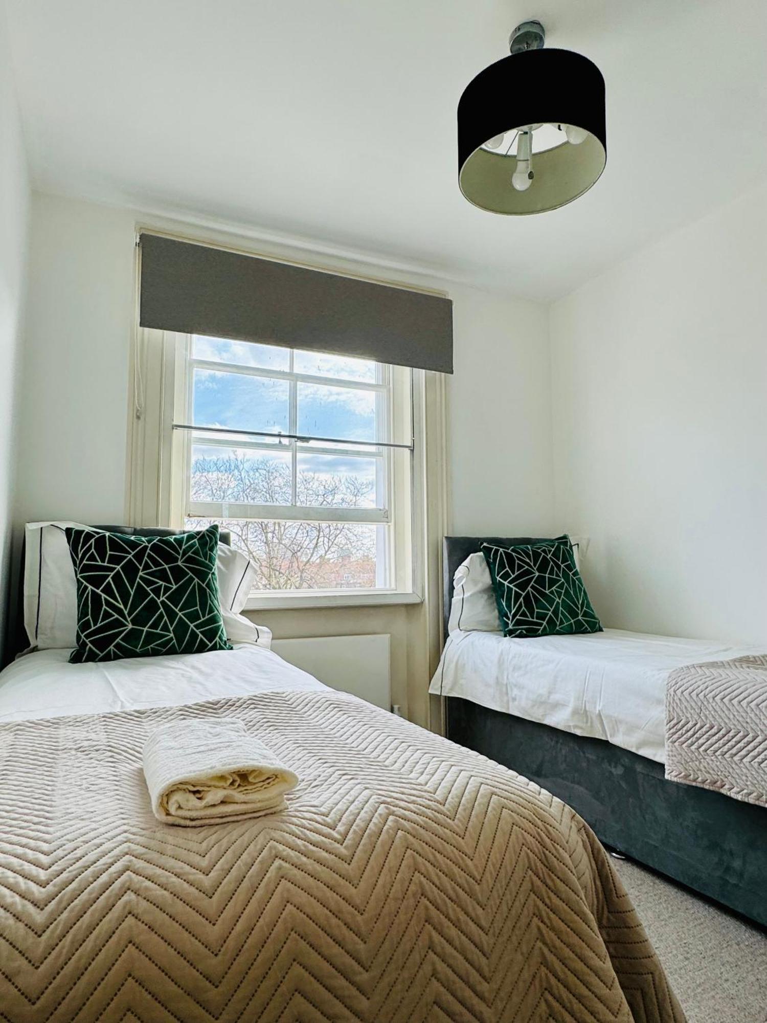 Harrington Apartments In Central Londres Extérieur photo